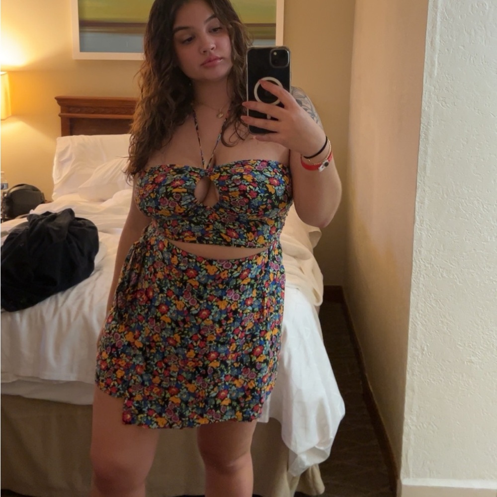 Selling this two piece set from target!